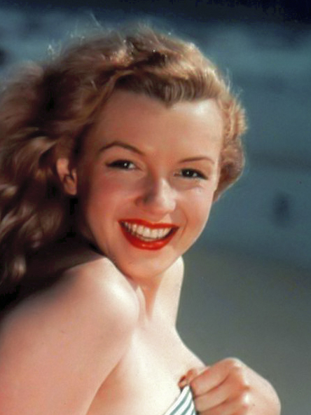Marilyn Monroe, portrait via Wikimedia Commons (Public domain)
